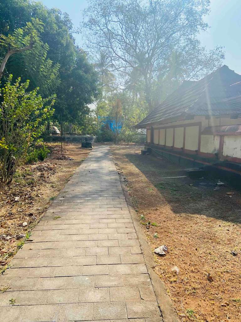 Sree Ollukavu Sapthamathru Temple